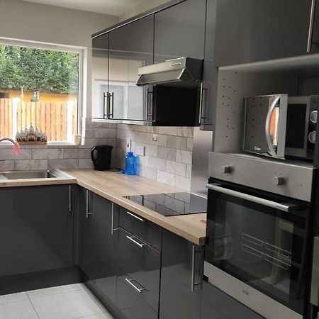 Studio With Private Kitchen ดับลิน ภายนอก รูปภาพ