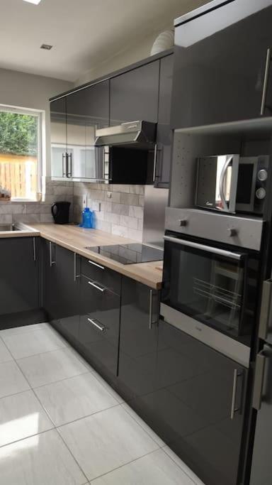 Studio With Private Kitchen ดับลิน ภายนอก รูปภาพ